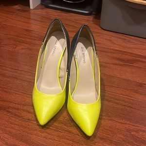 Neon green and black heels from call it spring!